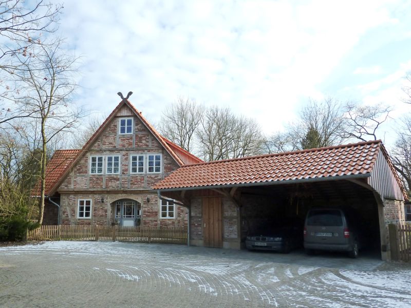 Fachwerkhof mit imposanten Hauseingang